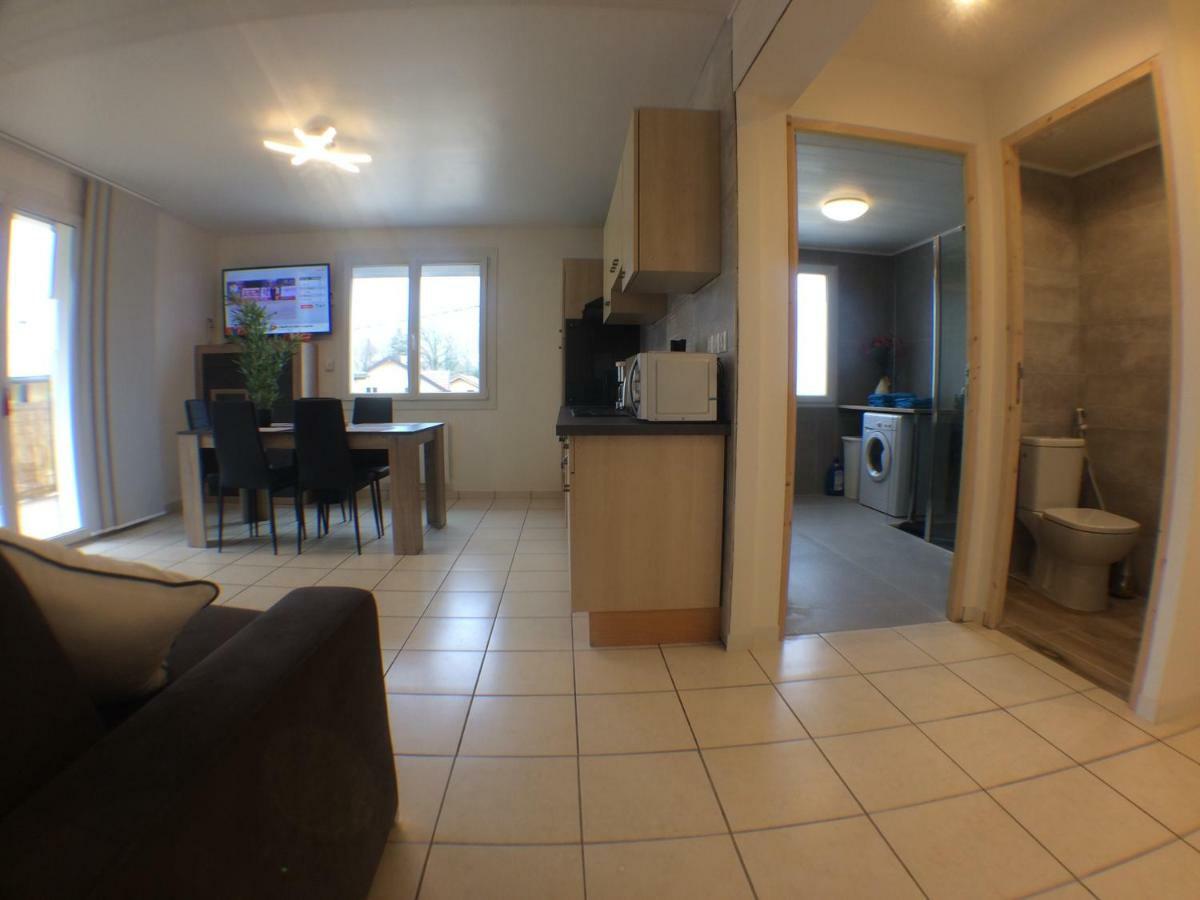 Et Montagne: Spacious With Terrace Near St Jorioz *